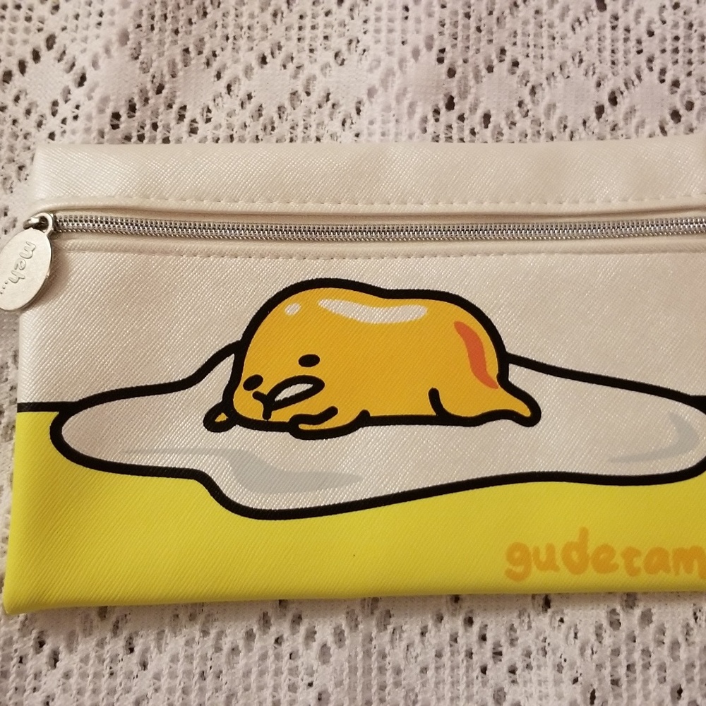 Ipsy makeup bag